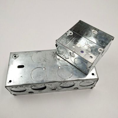 kwaliteit  BS Standard Switch Socket Box IP65 Galvanized Steel 3X6 3X3 Fabriek